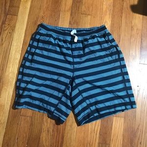 Lululemon Pace Breaker short Sz L with liner